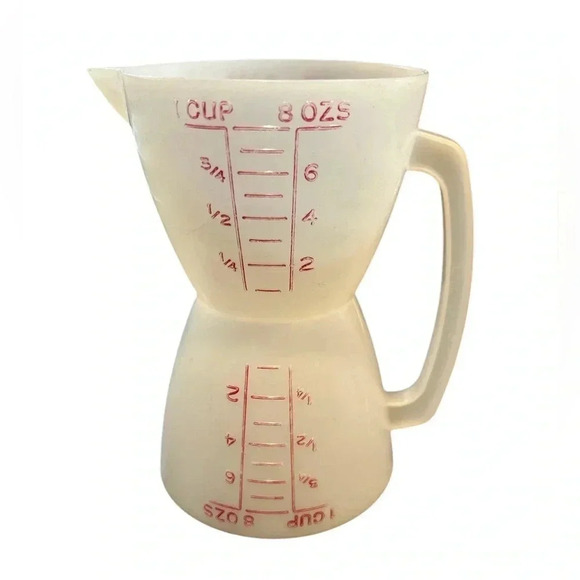 Tupperware Wet Dry 8 oz Double Measuring Cup 860 Red Letter Double Side Vintage - Picture 1 of 7